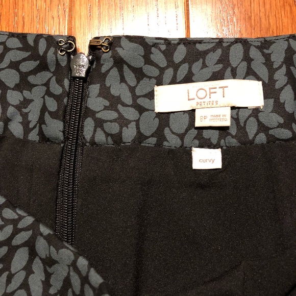 Loft pencil skirt - Picture 2 of 2